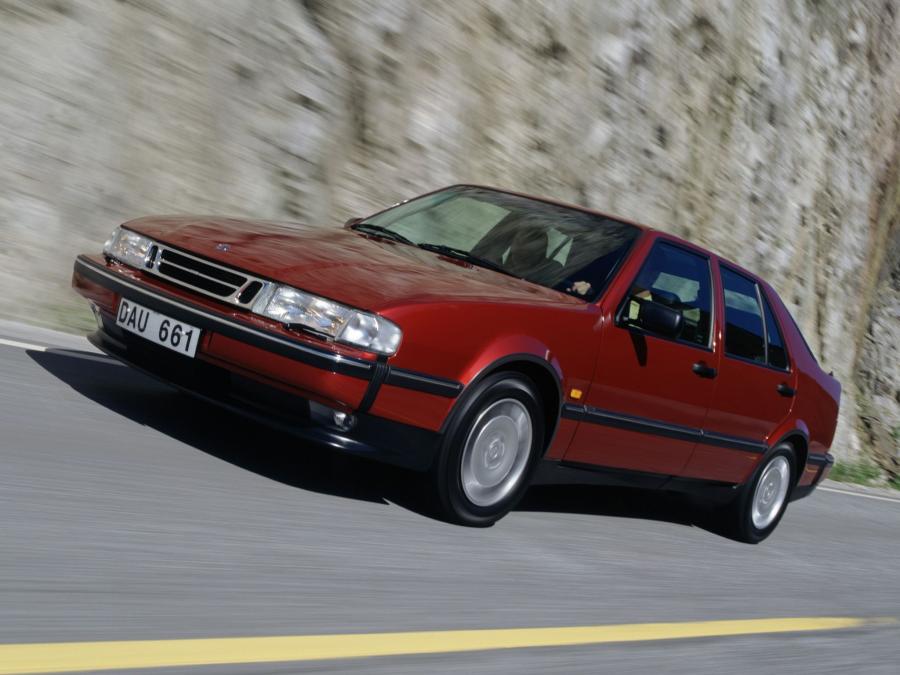  Saab 9000 CS 1996 года  (фото 5 из 16)